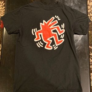 Keith haring black tee